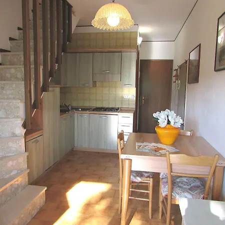 Auriga Appartement *